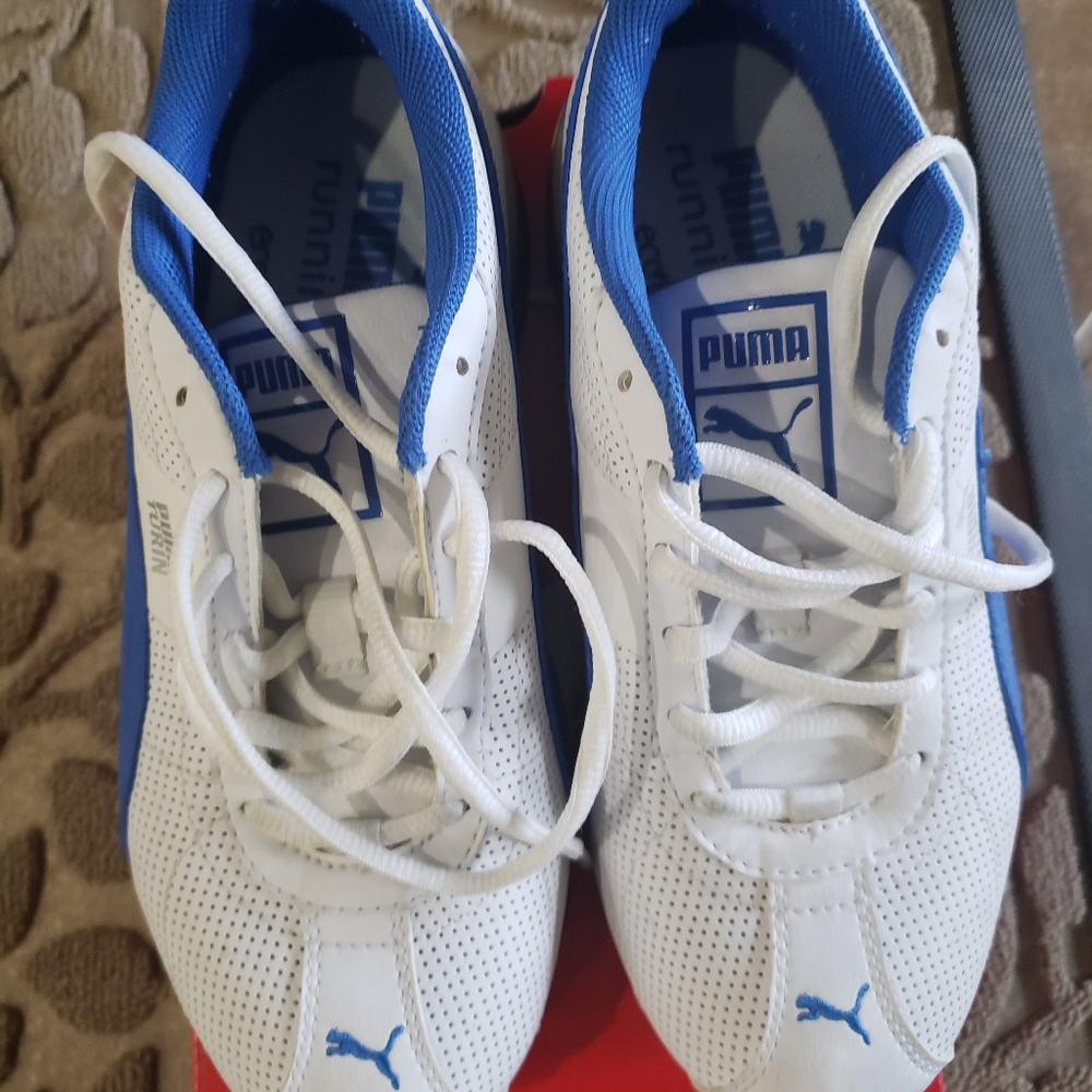 Shoes - Picture 4 of 6
